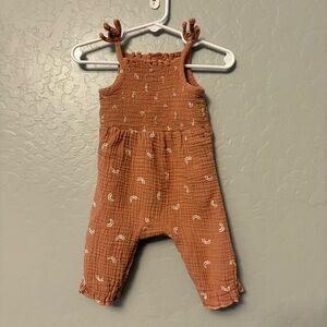 ⭐️Grayson mini caramel brown rainbow print sleeveless muslin romper 3-6 months